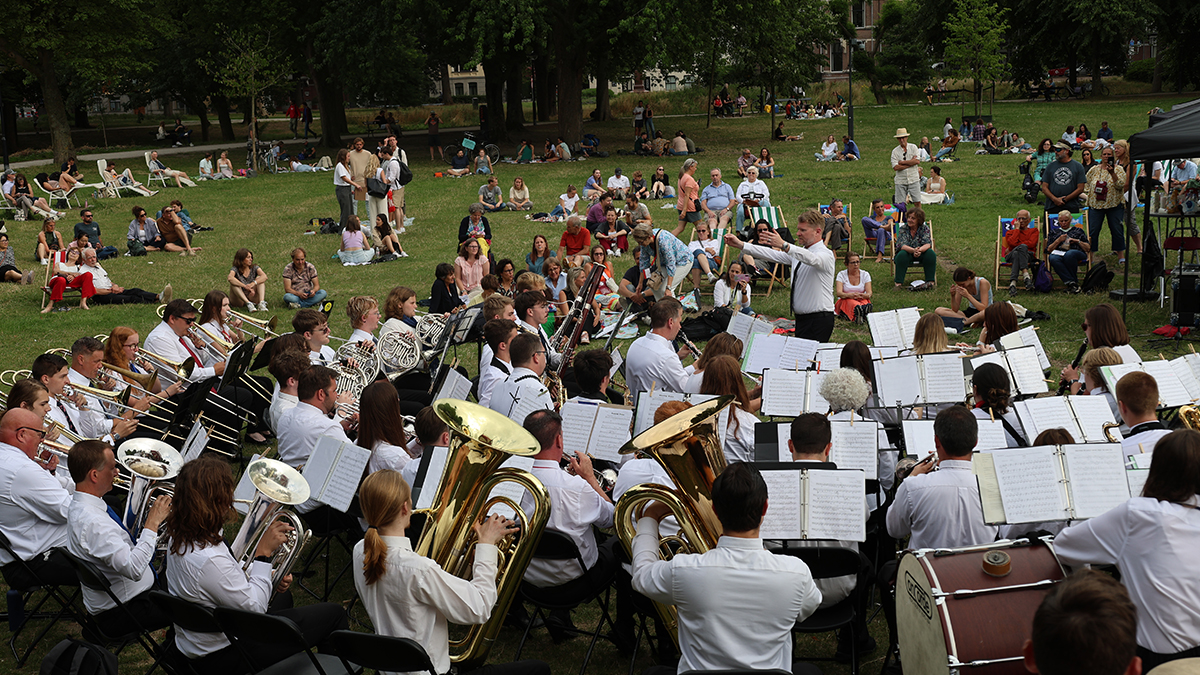 Park Lepelenburg Performance Travel for Student Music Groups