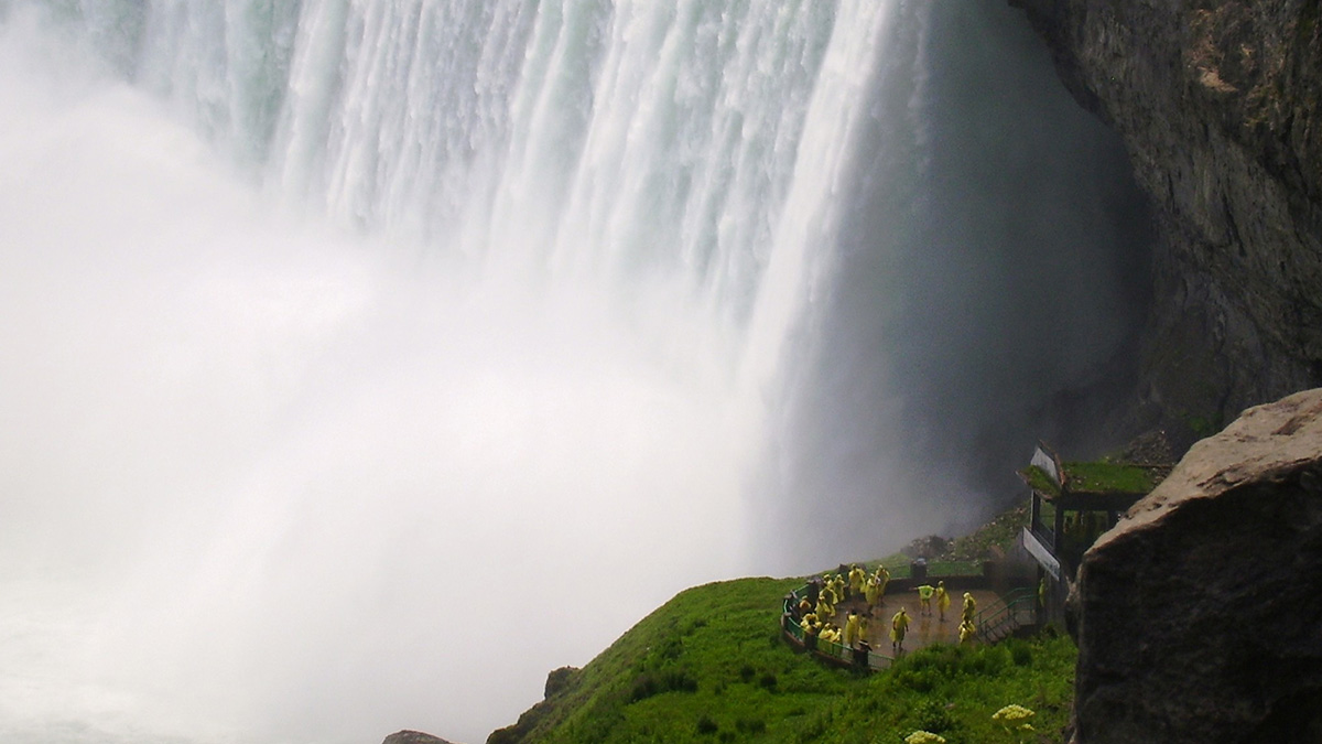 Niagara Falls Performance Trips