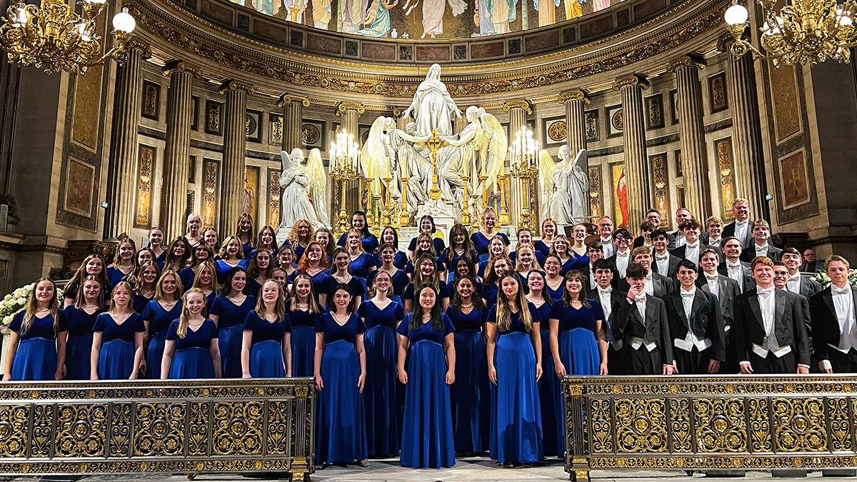 Student Choir Performance Opportunities to La Madeleine Church in Parise