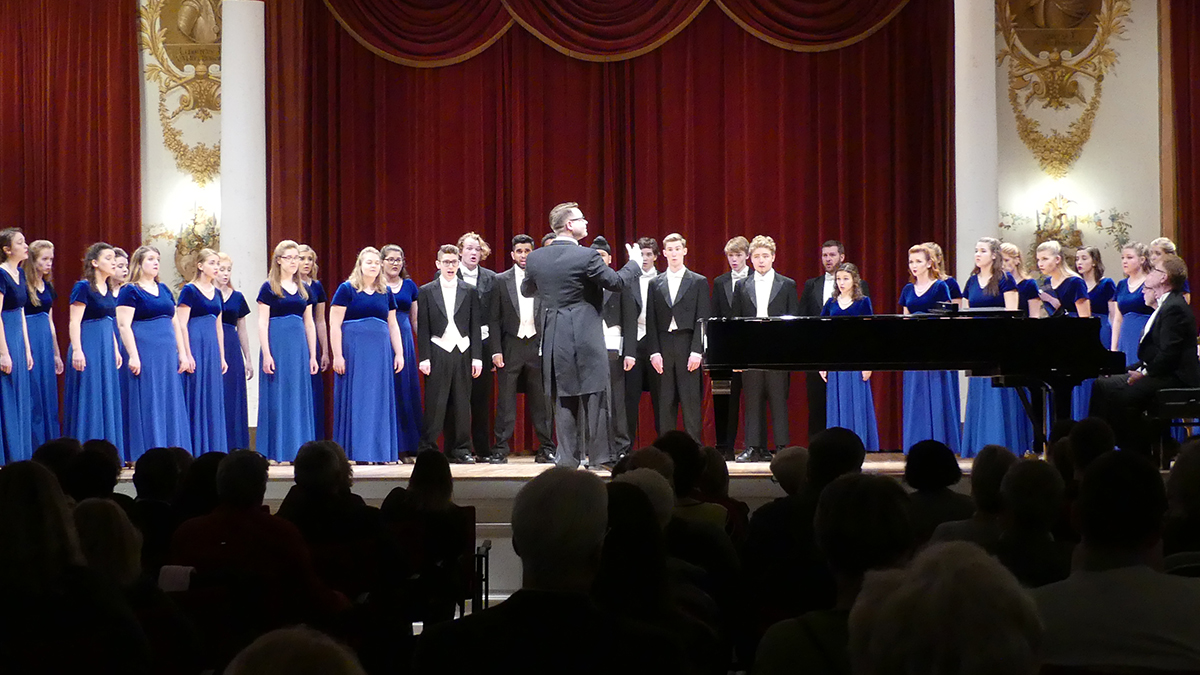 Student Choir Performance Opportunities to Esterházy Palace