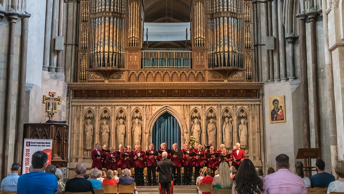 Student Choir Performance Opportunities to Rochester Cathedral, England