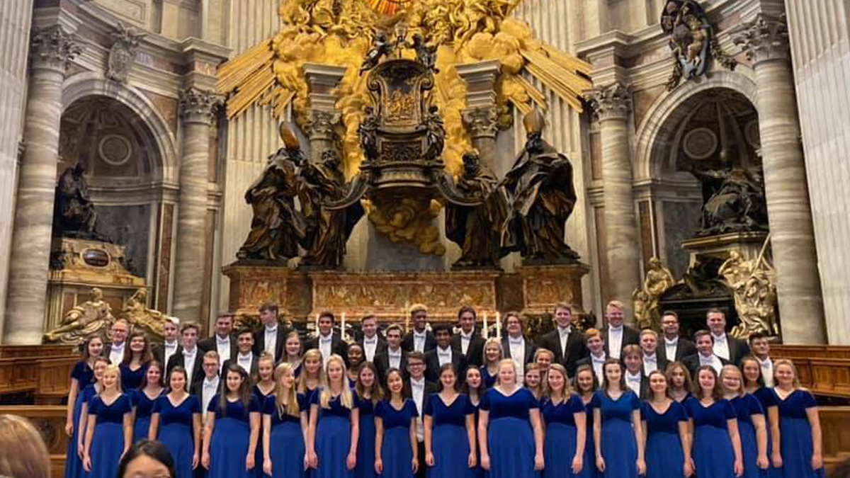Student Choir Performance Opportunities to St. Peter's Basilica