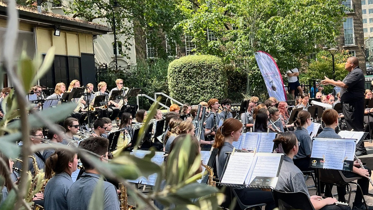Student Choir Performance Opportunities to Victoria Embankment Gardens