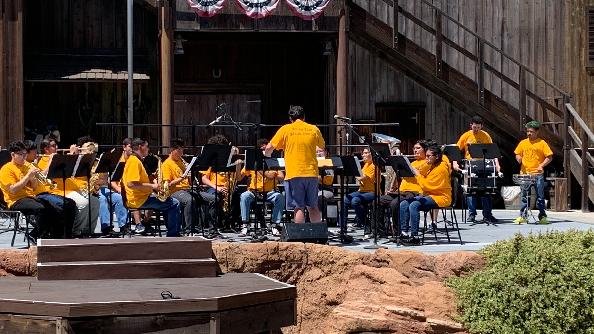 Student Orchestra Performance Opportunities to Knott's Berry Farm