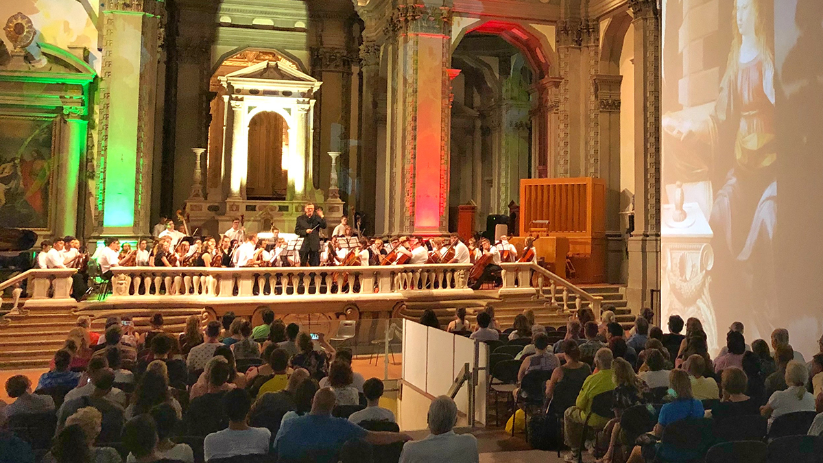 Student Orchestra Performance Opportunities to Santo Stefano al Ponte Church