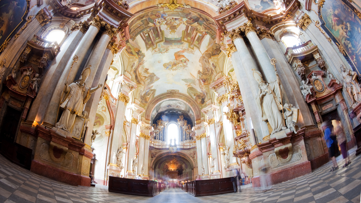 Student Orchestra Performance Opportunities to St. Nicholas Church