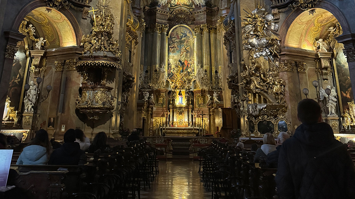 Student Orchestra Performance Opportunities to St. Peter's Church (Peterskirche)