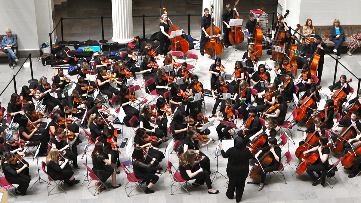 Chicago Field Museum Performance Trips