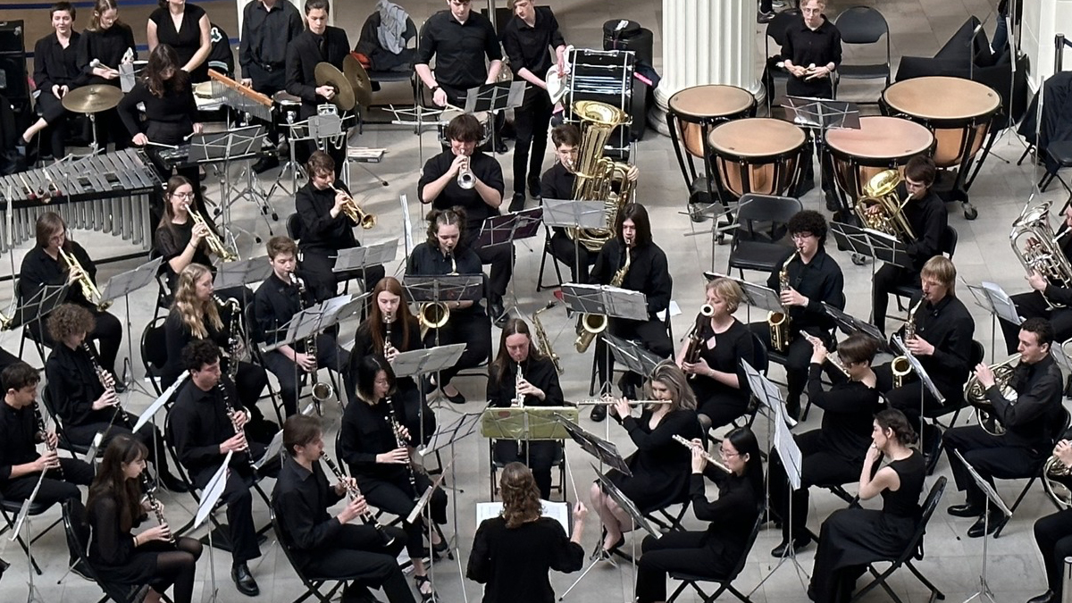 Chicago Field Museum Performance Trips