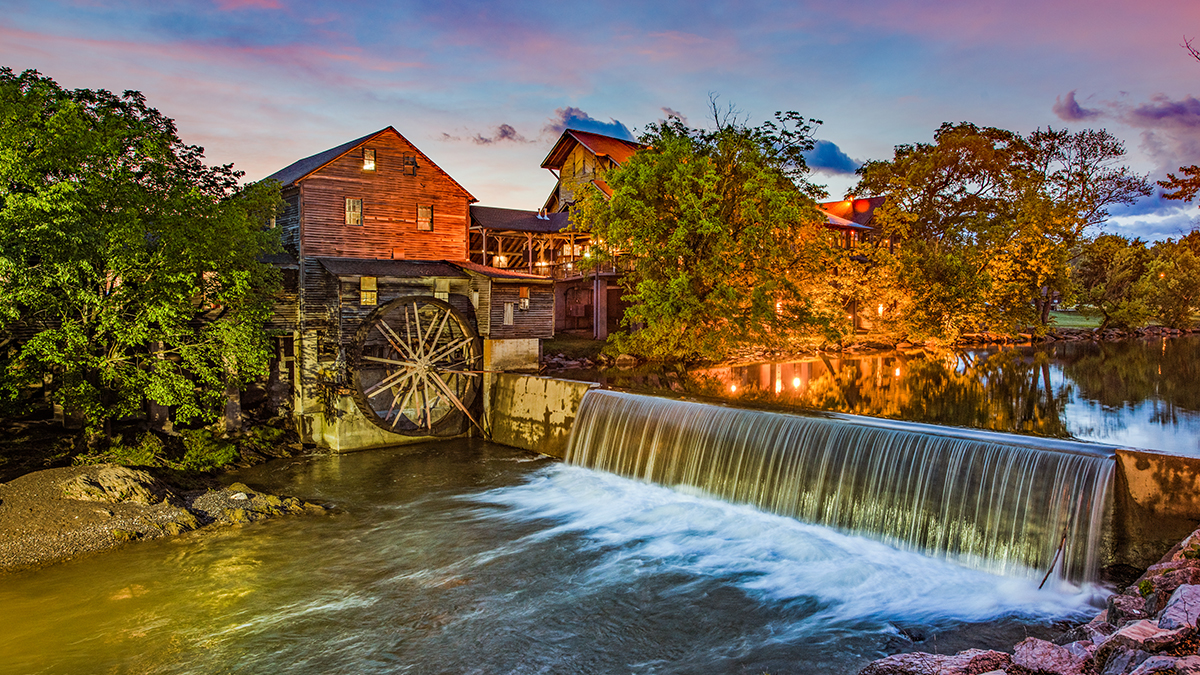 Pigeon Forge Performance Trips