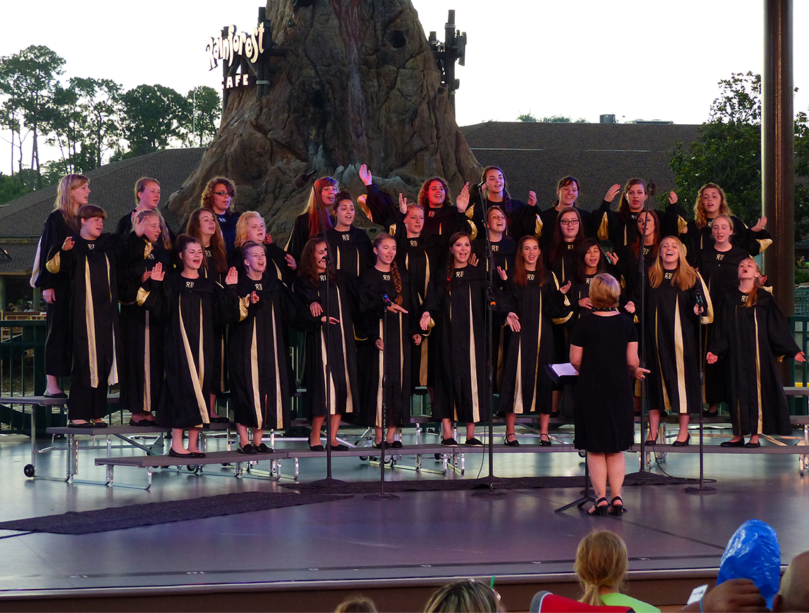 DisneyWorld Student Performance Trips with Music Travel Consultants